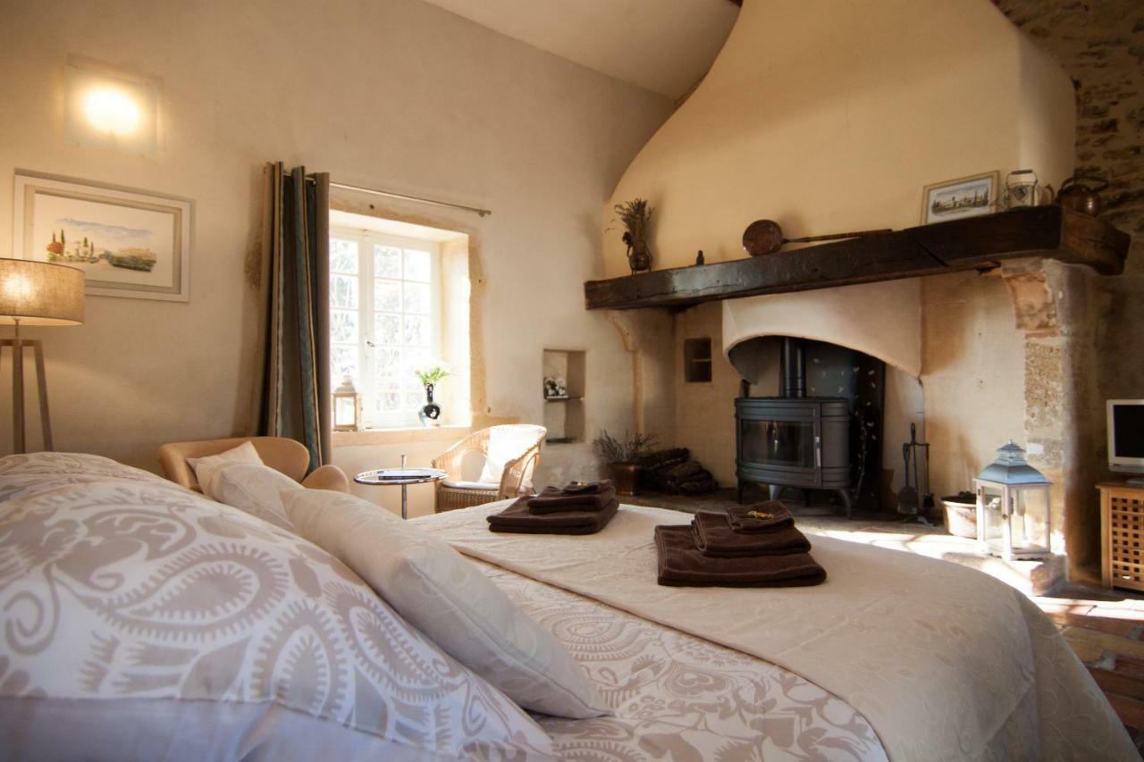 Mas De La Rivoire B&B Villevieille Kültér fotó
