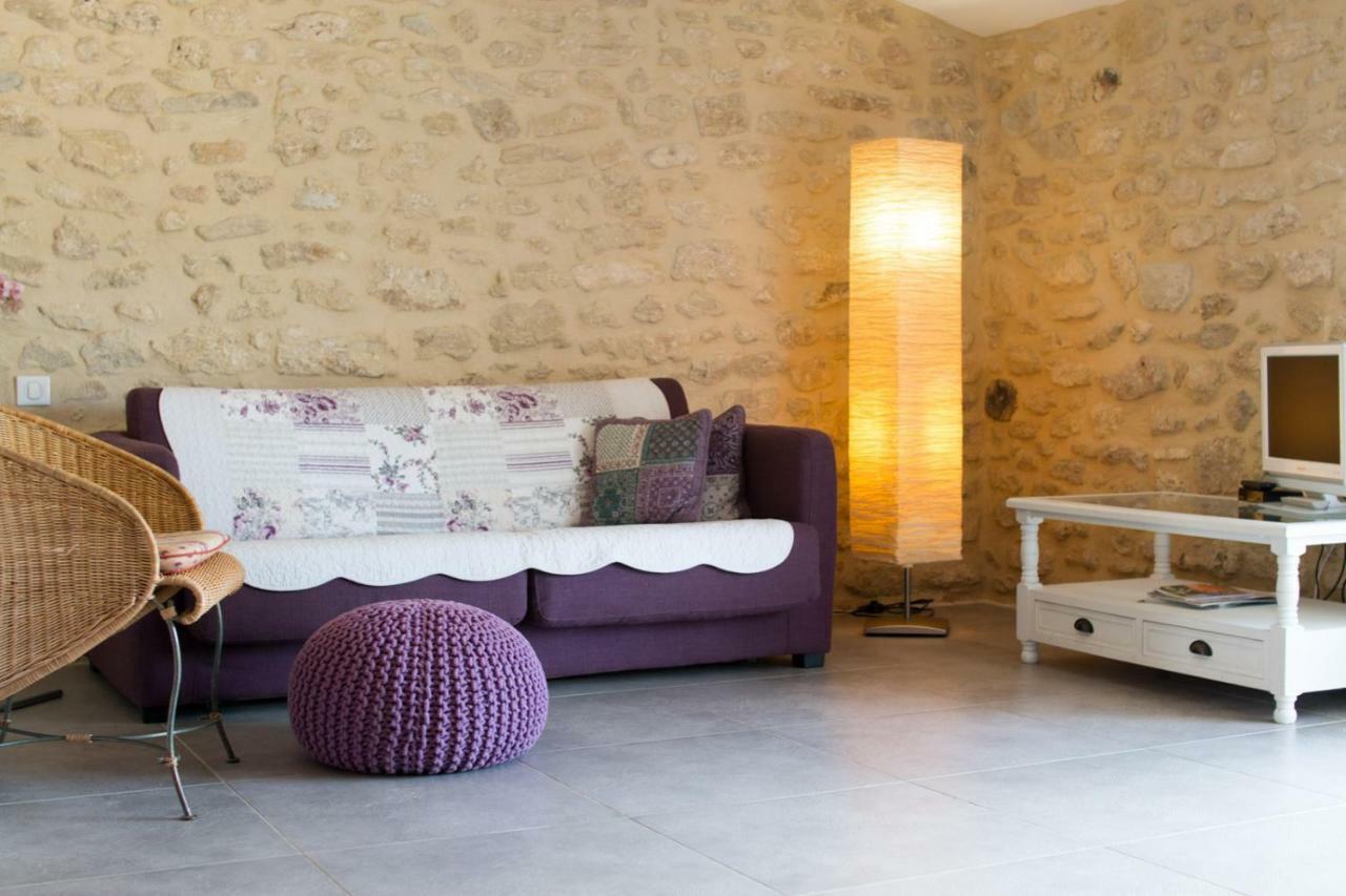Mas De La Rivoire B&B Villevieille Kültér fotó